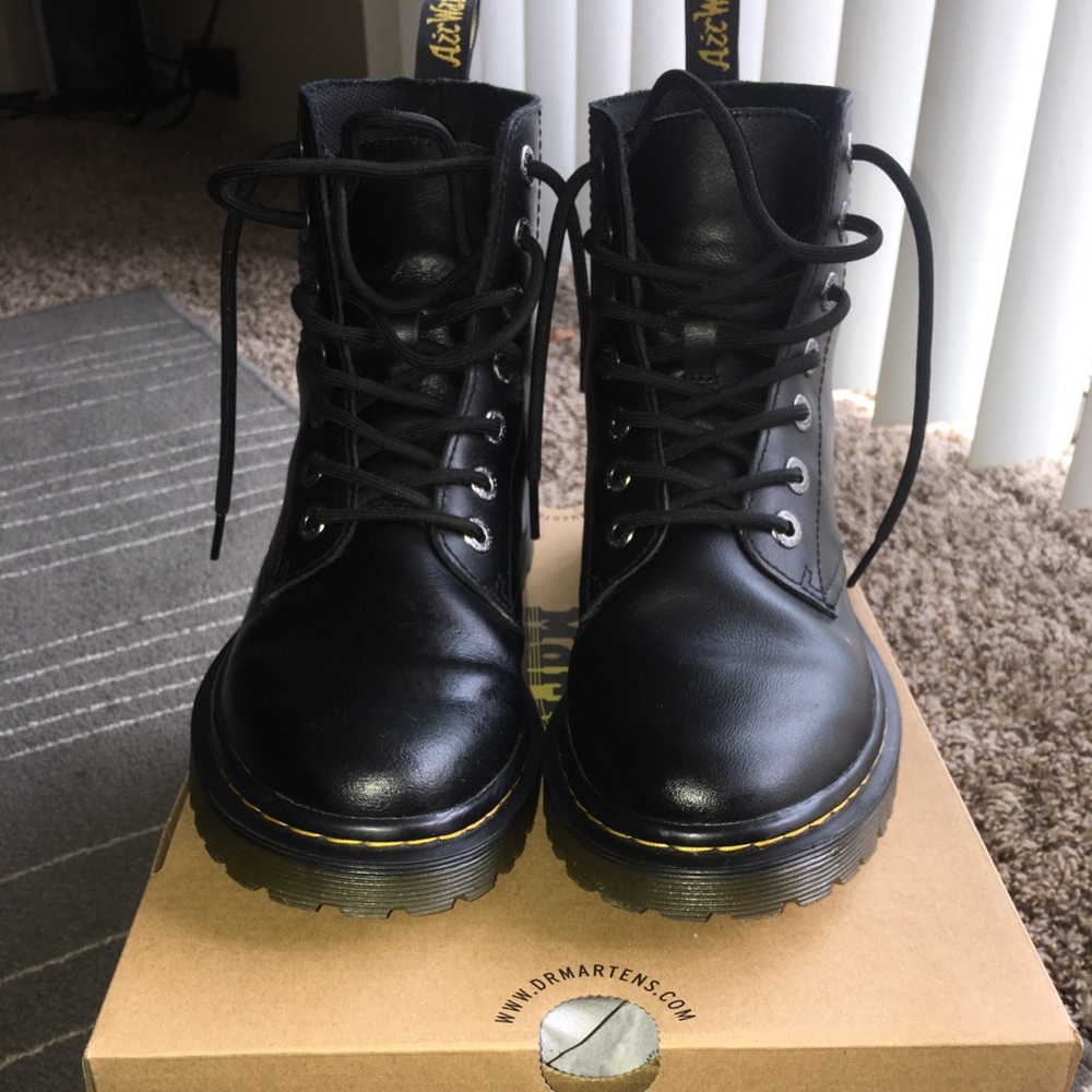 Dr. Martens Luana Boots